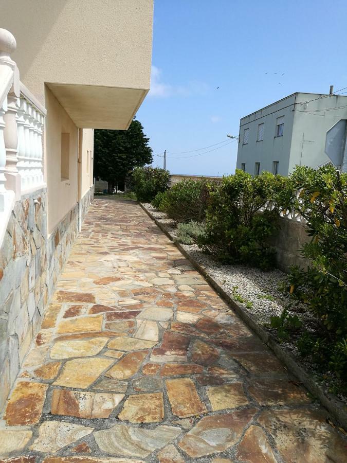 Chalet Vacacional En Segunda Linea De Playa Foz Luaran gambar